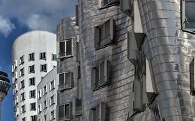 Hotel Astra